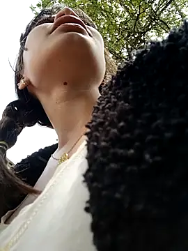 Snapshot of Violeta_12- chatting on November 3, 2025, 5:14 pm Violeta 12- online show from November 3, 2025, 5:14 pm