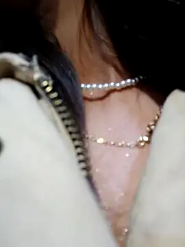 Snapshot of Violeta_12- chatting on November 4, 2025, 8:30 pm Violeta 12- online show from November 4, 2025, 8:30 pm