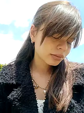 Snapshot of Violeta_12- chatting on December 1, 2025, 4:01 pm Violeta 12- online show from December 1, 2025, 4:01 pm