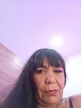 Deiisy Queen online show from March 25, 2026, 9:54 pm