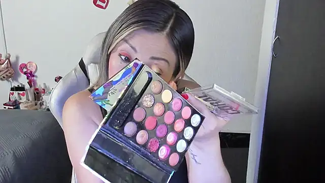 Andreina Suann online show from January 6, 2026, 12:31 pm