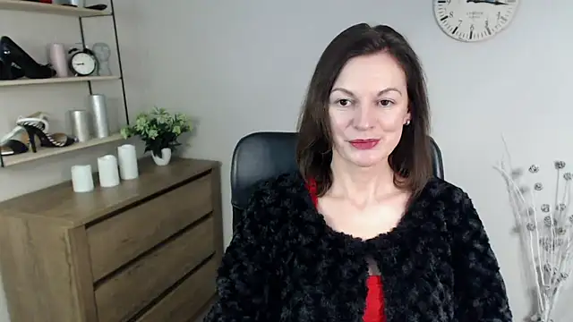 VivianWILD online show from December 30, 2024, 6:42 am