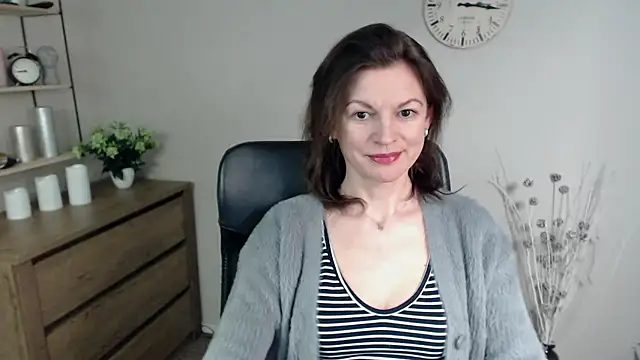 VivianWILD online show from January 11, 2025, 10:51 am