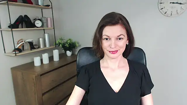 VivianWILD online show from January 27, 2025, 2:02 pm