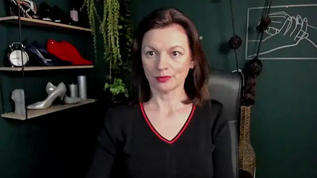 VivianWILD online show from March 12, 2025, 7:02 am