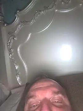 Erick323 online show from February 16, 2026, 6:31 am