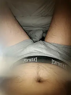 chub09 online show from October 18, 2025, 4:26 am