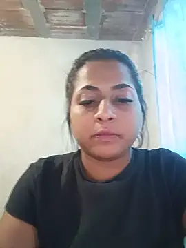 Snapshot of Giselabrunette25 chatting on June 19, 2026, 6:45 pm Giselabrunette25 online show from June 19, 2026, 6:45 pm