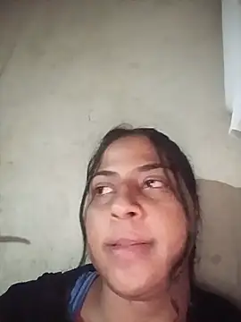 Snapshot of Giselabrunette25 chatting on July 14, 2026, 2:38 am Giselabrunette25 online show from July 14, 2026, 2:38 am