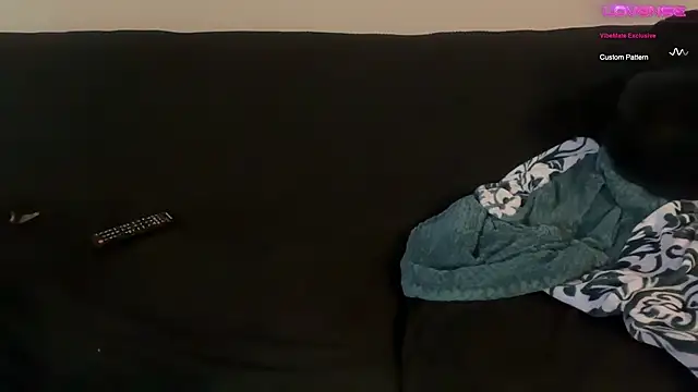 yummyrina online show from February 19, 2025, 4:22 pm