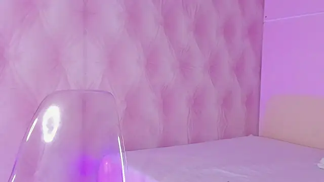 Hilary-banks online show from February 19, 2025, 7:50 am