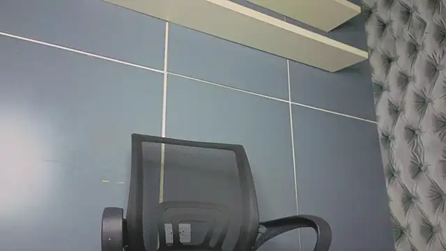 Hilary-banks online show from September 26, 2025, 1:31 am