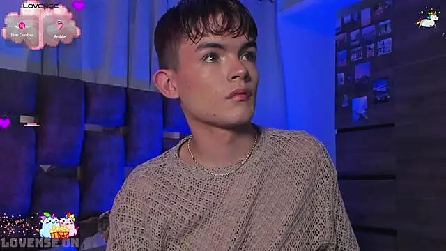 Angelo 018 online show from March 10, 2025, 3:34 am