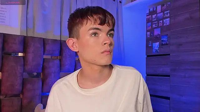 Angelo 018 online show from March 14, 2025, 6:21 am