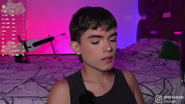 Angelo 018 online show from October 18, 2025, 9:32 am