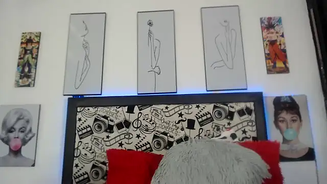 Rihana14 online show from June 5, 2026, 8:03 pm