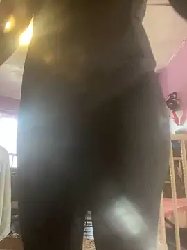 itzcheyduh online show from October 19, 2025, 5:57 pm