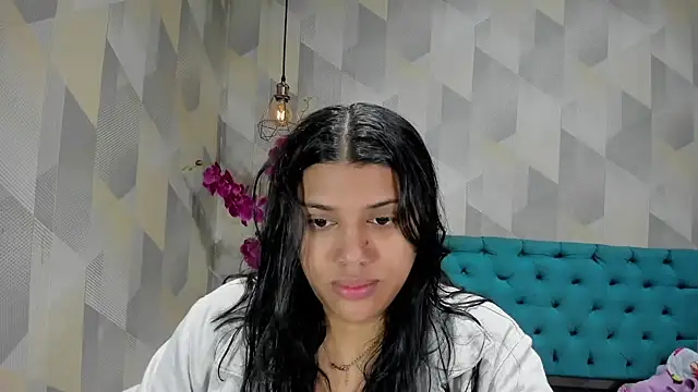 LindaBreeS online show from October 8, 2025, 1:31 pm