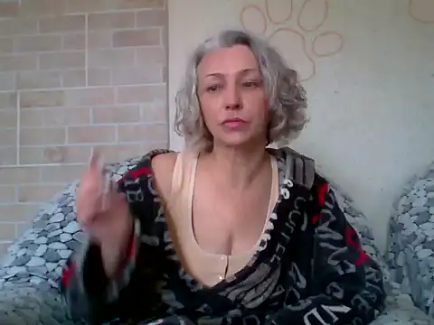 Snapshot of Lorie_Carrie chatting on May 30, 2026, 7:49 am Lorie Carrie online show from May 30, 2026, 7:49 am