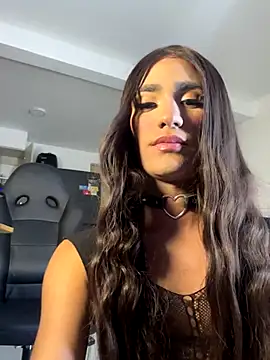 valeng doll online show from September 19, 2025, 9:15 pm