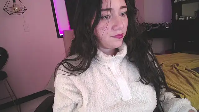 Andrea Ramos online show from December 27, 2024, 9:39 am