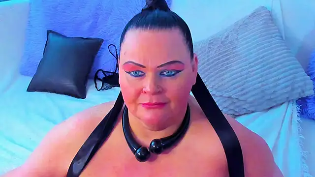 MilanaBiegert online show from March 1, 2025, 1:40 pm