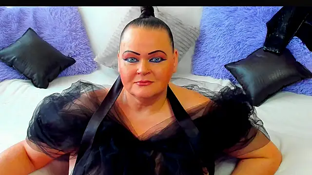 MilanaBiegert online show from June 5, 2026, 8:53 am