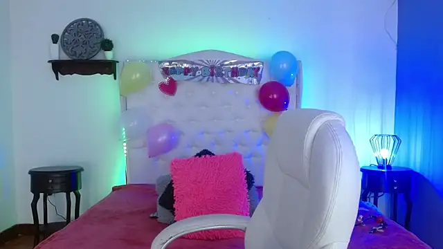 elena detroya online show from January 21, 2025, 12:18 pm