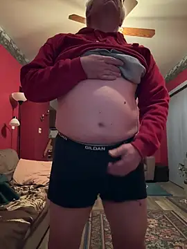 Snapshot of 64James chatting on December 28, 2024, 4:30 am 64James online show from December 28, 2024, 4:30 am