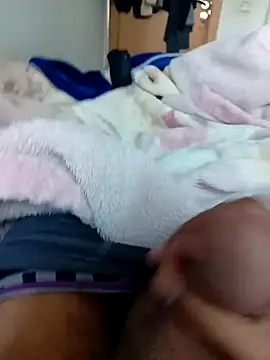 Snapshot of Dadddyhot1 chatting on February 15, 2026, 4:58 pm Dadddyhot1 online show from February 15, 2026, 4:58 pm