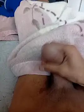 Snapshot of Dadddyhot1 chatting on February 16, 2026, 4:47 pm Dadddyhot1 online show from February 16, 2026, 4:47 pm