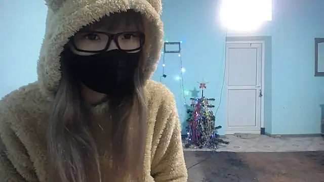 elllaaxx online show from January 7, 2025, 3:35 am