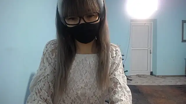 elllaaxx online show from January 13, 2025, 6:06 am