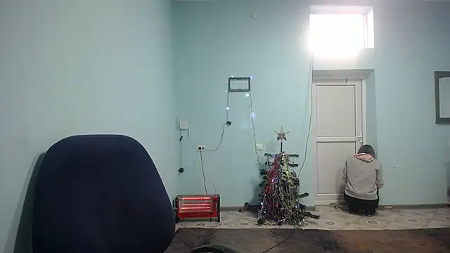 elllaaxx online show from January 14, 2025, 4:25 am