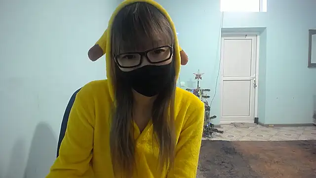 elllaaxx online show from January 17, 2025, 3:45 am