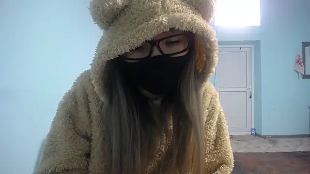 elllaaxx online show from January 30, 2025, 6:24 am