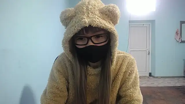 elllaaxx online show from March 14, 2025, 9:57 am