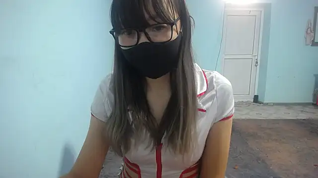 elllaaxx online show from November 23, 2025, 4:23 am