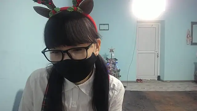 elllaaxx online show from January 8, 2026, 4:37 am