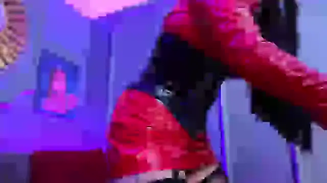 Julieta Russell online show from February 10, 2025, 4:14 pm