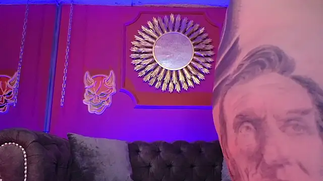 Julieta Russell online show from January 16, 2026, 12:20 pm