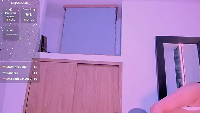 laurem-paulette online show from October 16, 2025, 7:26 pm