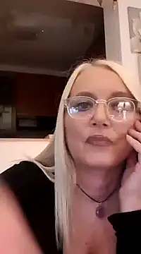 kikkastar online show from January 27, 2025, 10:38 pm