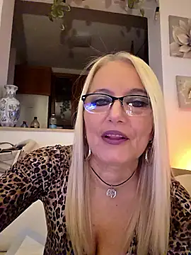 kikkastar online show from January 16, 2026, 8:57 pm