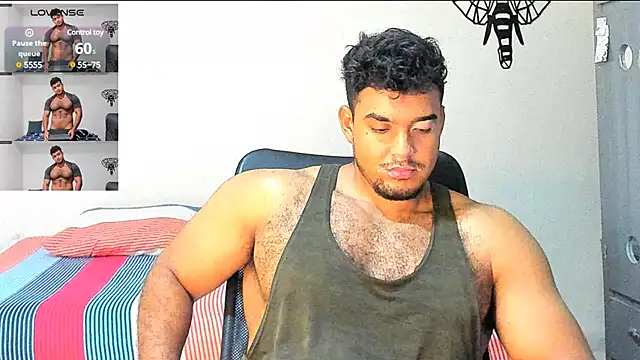 Big furry bear13 online show from December 20, 2024, 7:55 am