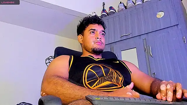 Big furry bear13 online show from February 21, 2025, 4:29 am