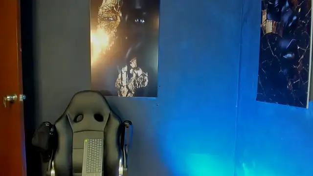 Big furry bear13 online show from September 10, 2025, 5:51 am