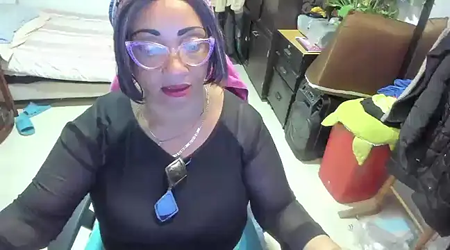 Mrs mommy  online show from January 25, 2025, 11:00 pm