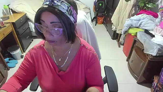 Mrs mommy  online show from February 15, 2025, 6:55 pm