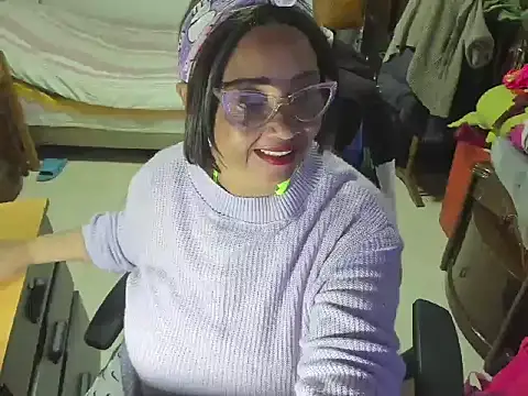 Mrs mommy  online show from March 12, 2025, 10:17 pm